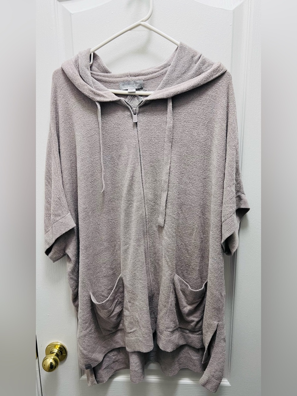 Barefoot Dreams CozyChic
Ultra Lite Zip Up Hoodie